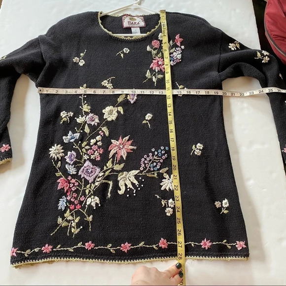 Vintage Floral Embroidered Y2K Pullover Sweater Tunic Womens Size Medium Black - Picture 12 of 13